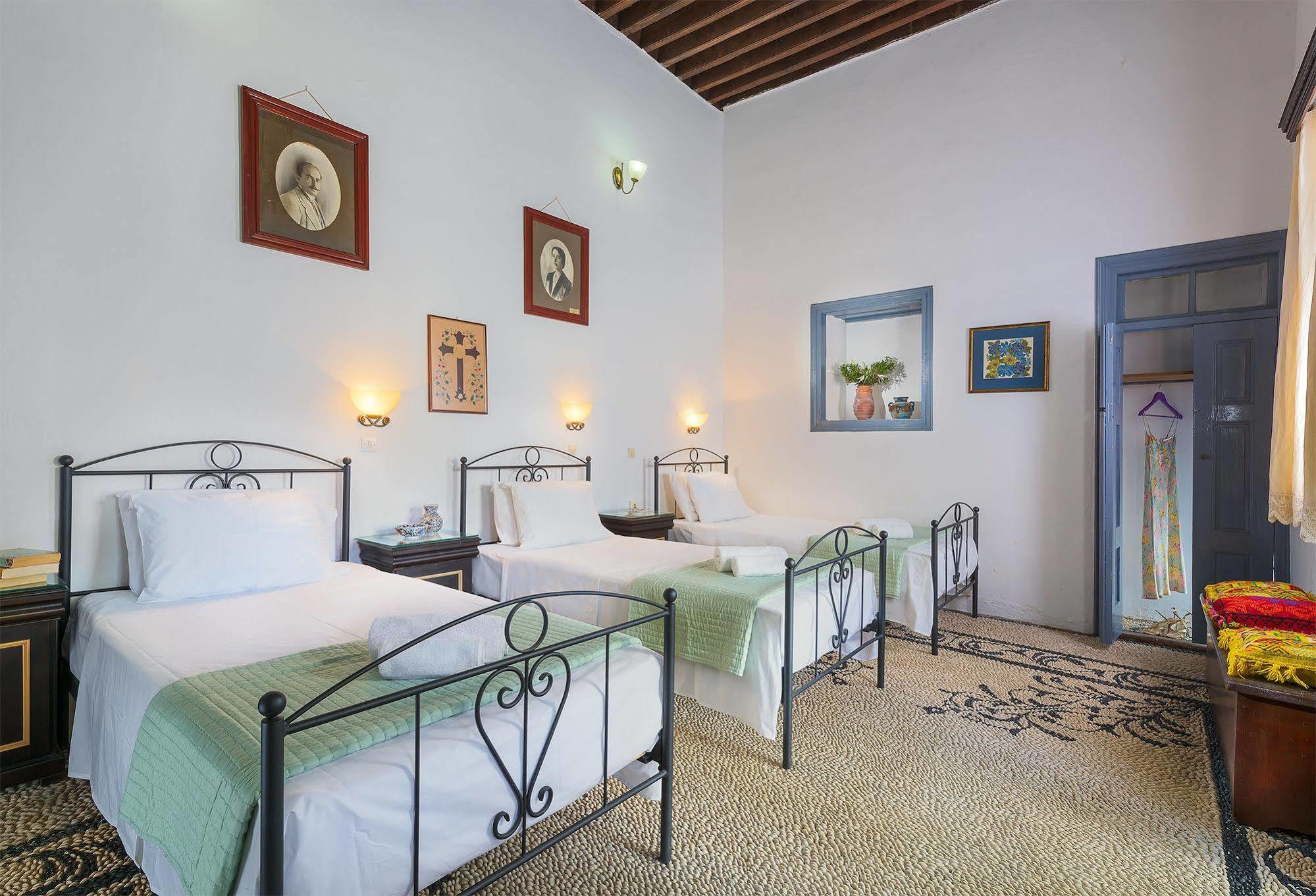 Erato Apartments Líndos Екстериор снимка